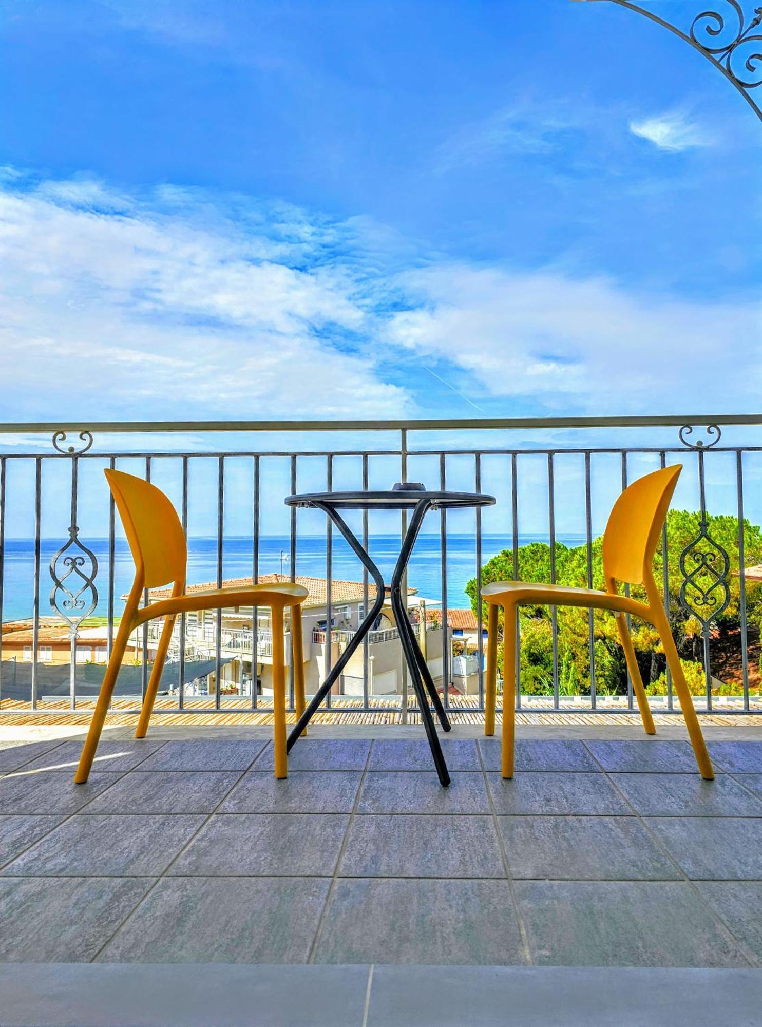 A Casa Di Alessandra - Rooms Castellabate Exterior photo